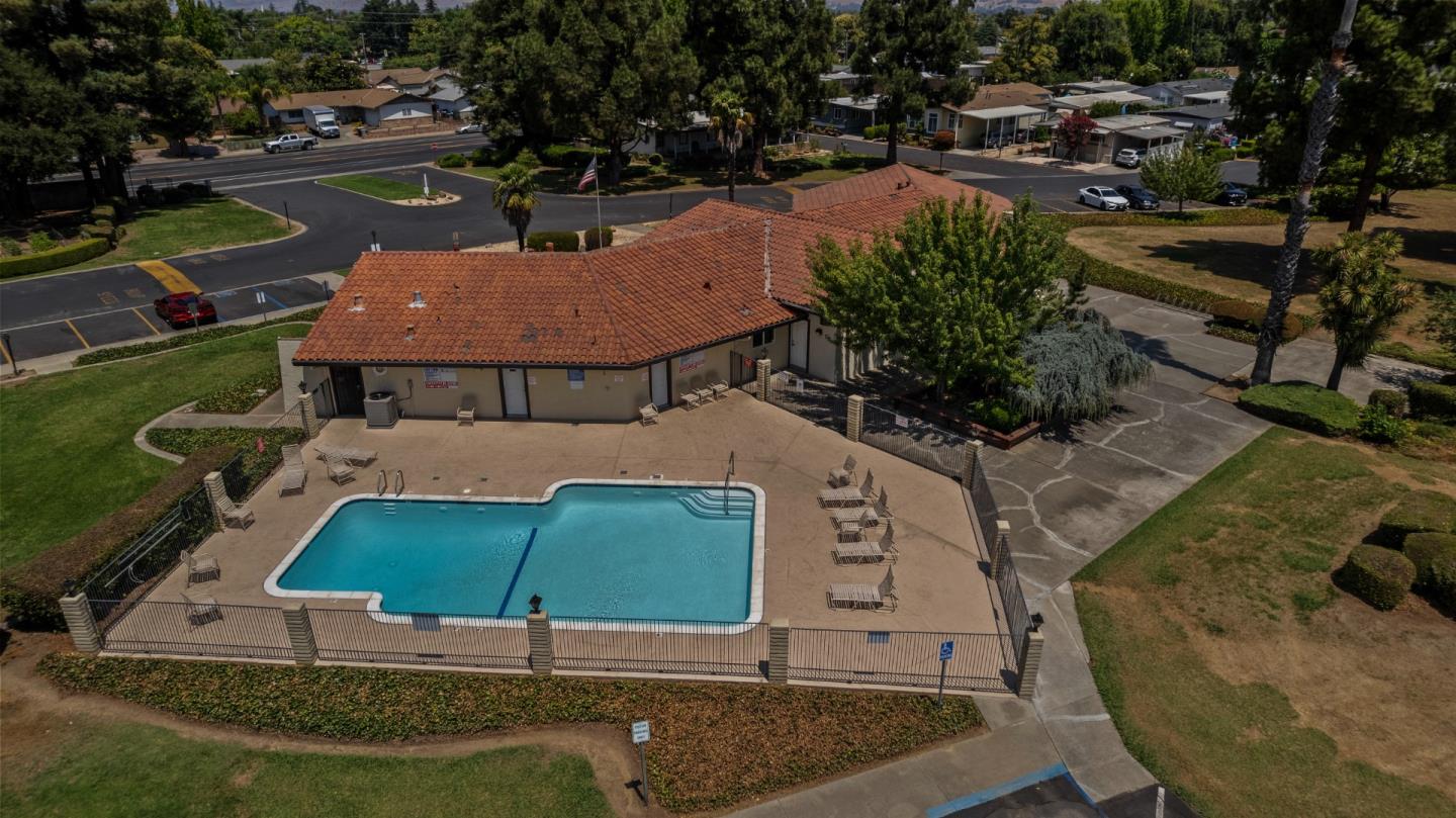 Detail Gallery Image 62 of 66 For 500 W 10th St #79,  Gilroy,  CA 95020 - 3 Beds | 2 Baths