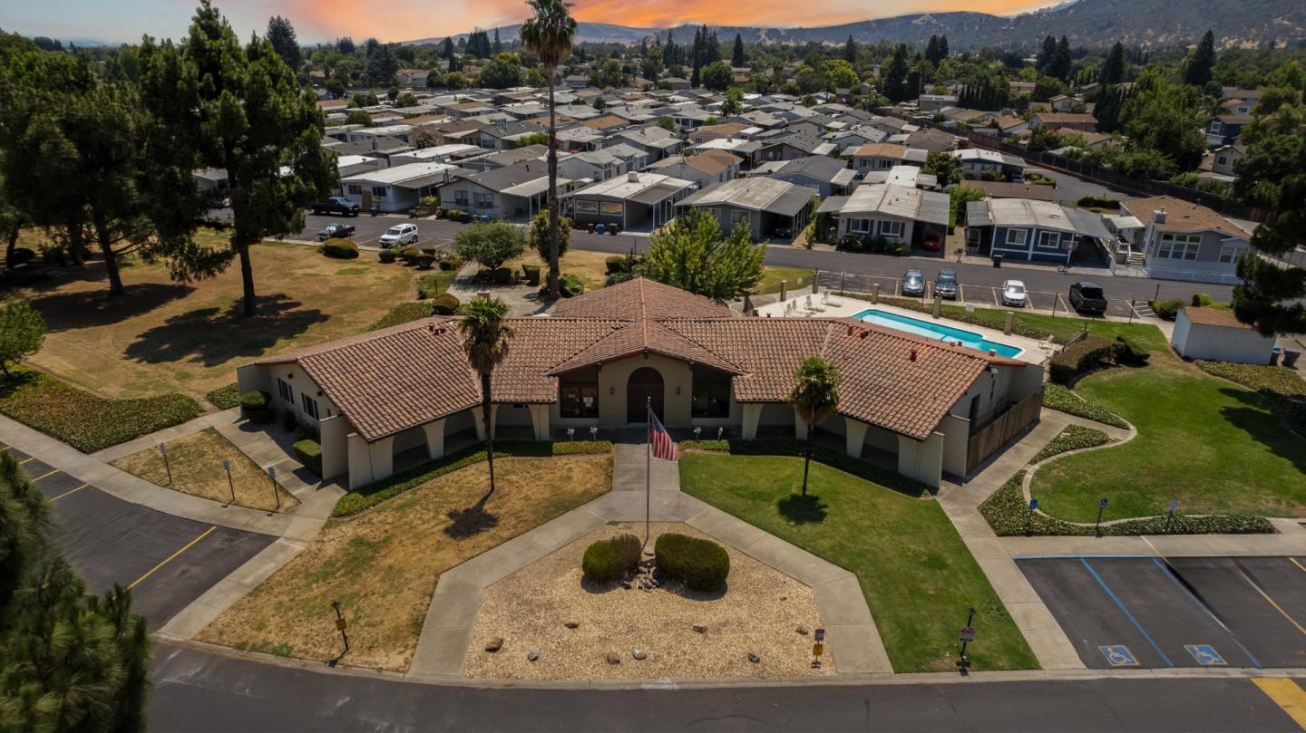 Detail Gallery Image 64 of 66 For 500 W 10th St #79,  Gilroy,  CA 95020 - 3 Beds | 2 Baths