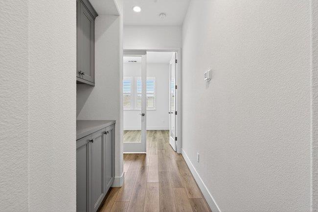 Detail Gallery Image 12 of 33 For 2080 White Oak Dr, Hollister,  CA 95023 - 2 Beds | 2 Baths