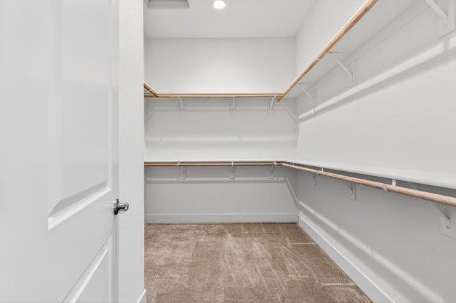 Detail Gallery Image 14 of 33 For 2080 White Oak Dr, Hollister,  CA 95023 - 2 Beds | 2 Baths