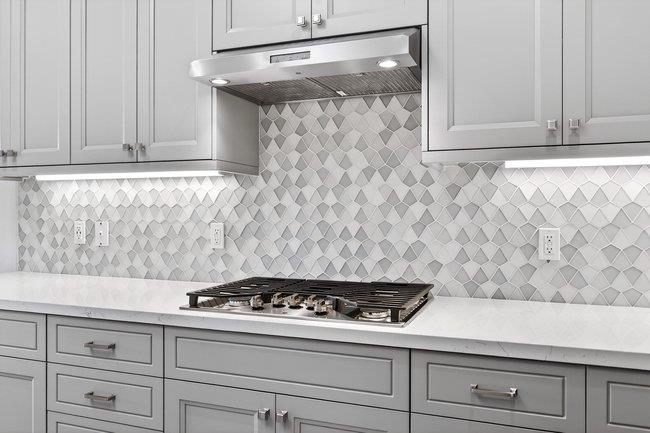 Detail Gallery Image 8 of 33 For 2080 White Oak Dr, Hollister,  CA 95023 - 2 Beds | 2 Baths