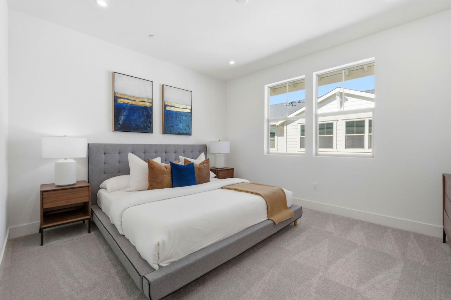 Detail Gallery Image 16 of 22 For 2739 Oak Rd, Walnut Creek,  CA 94597 - 3 Beds | 3/1 Baths