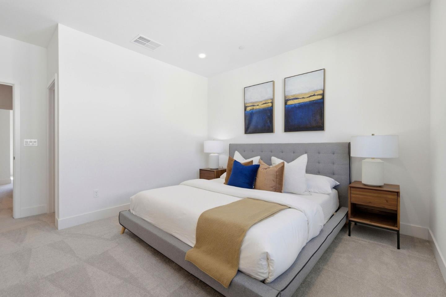 Detail Gallery Image 17 of 22 For 2739 Oak Rd, Walnut Creek,  CA 94597 - 3 Beds | 3/1 Baths