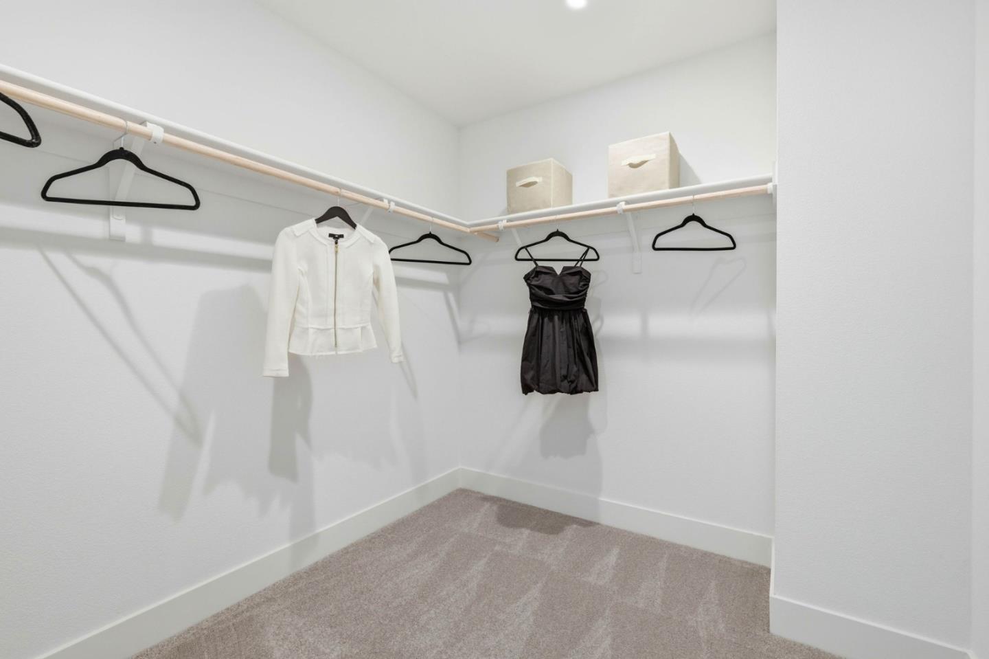 Detail Gallery Image 19 of 22 For 2739 Oak Rd, Walnut Creek,  CA 94597 - 3 Beds | 3/1 Baths