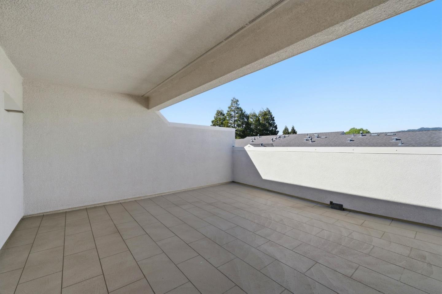 Detail Gallery Image 21 of 22 For 2739 Oak Rd, Walnut Creek,  CA 94597 - 3 Beds | 3/1 Baths