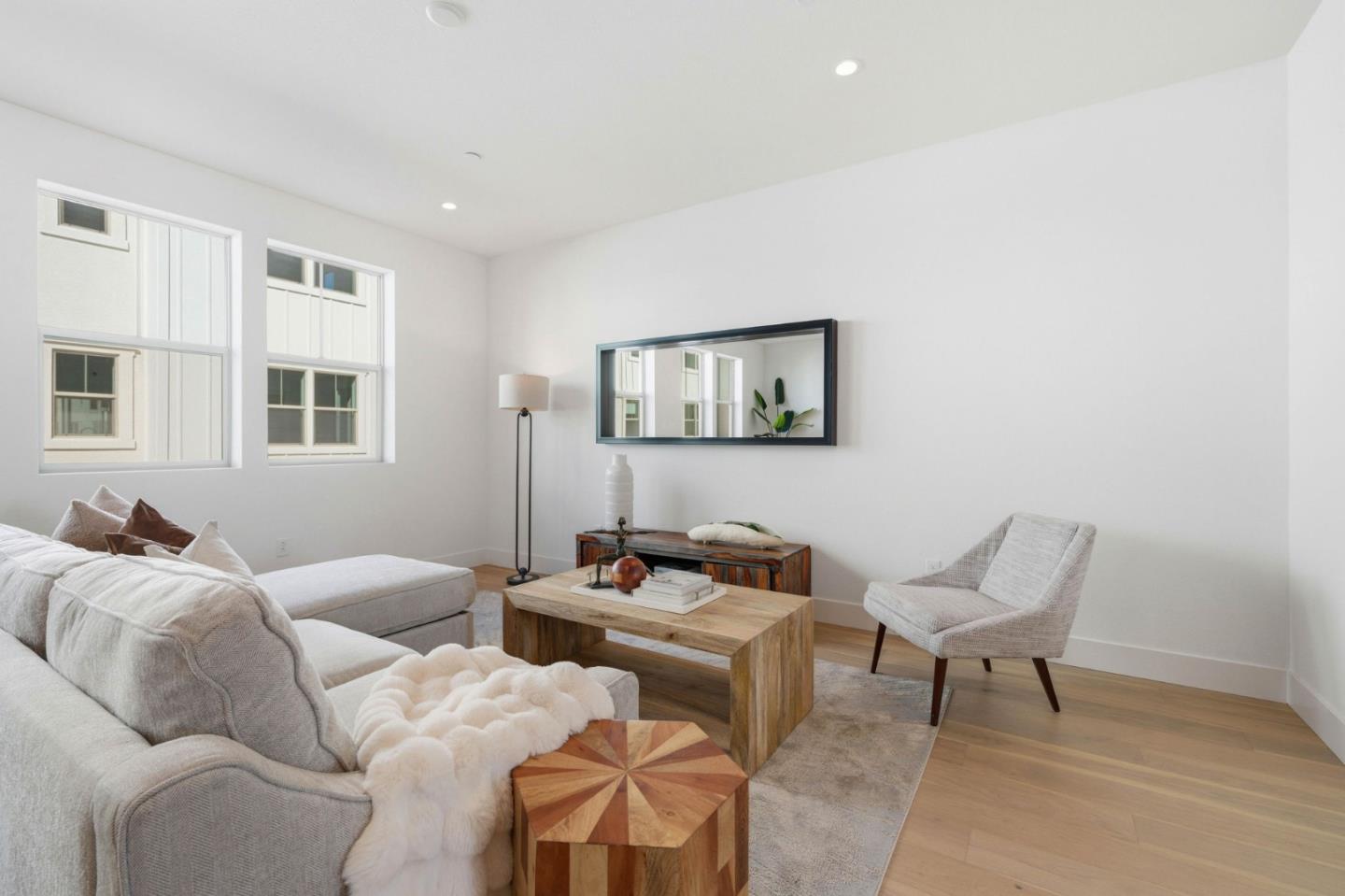 Detail Gallery Image 6 of 22 For 2739 Oak Rd, Walnut Creek,  CA 94597 - 3 Beds | 3/1 Baths