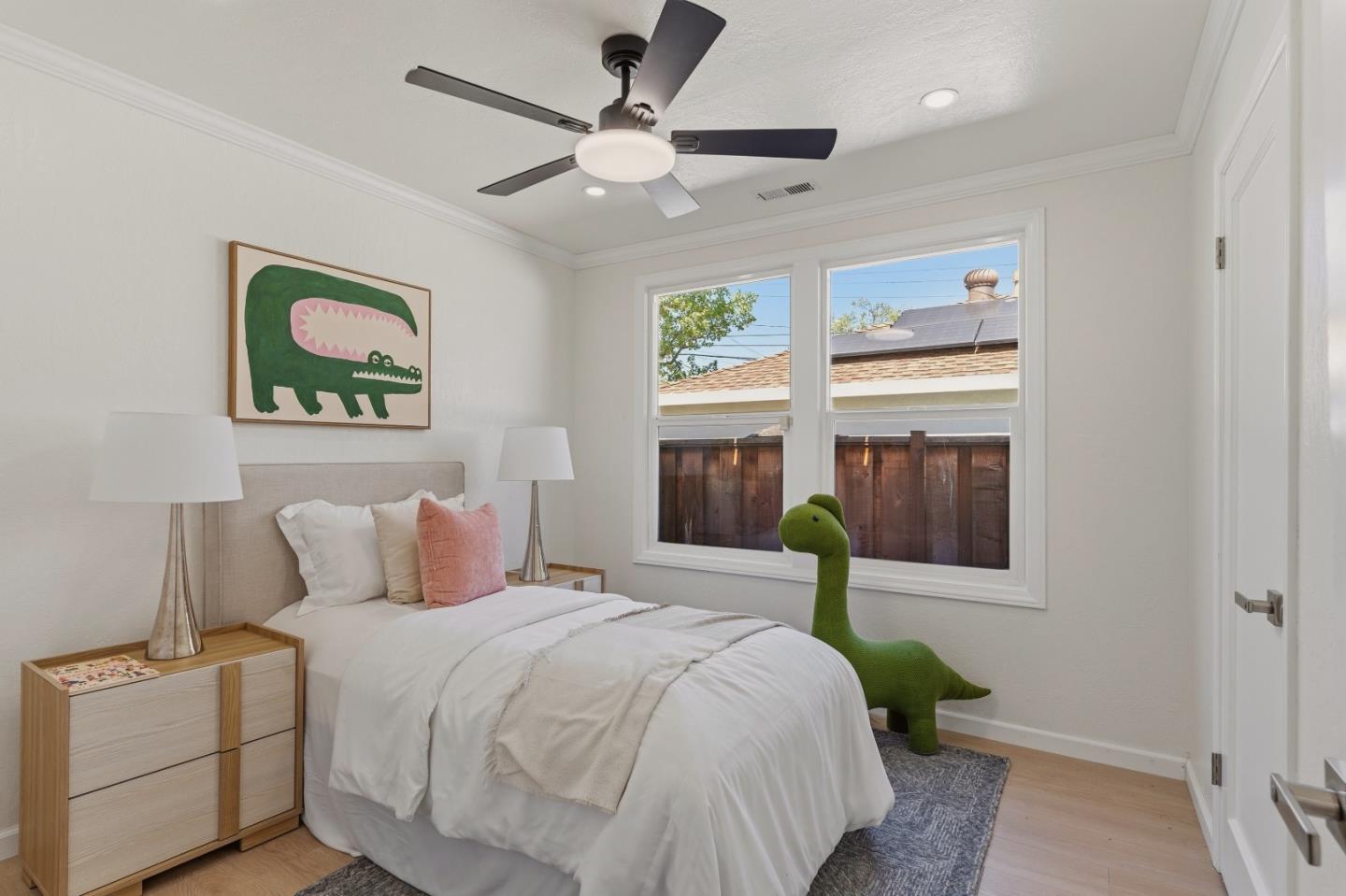 Detail Gallery Image 14 of 71 For 27 Yarnall Pl, Redwood City,  CA 94063 - 3 Beds | 1 Baths