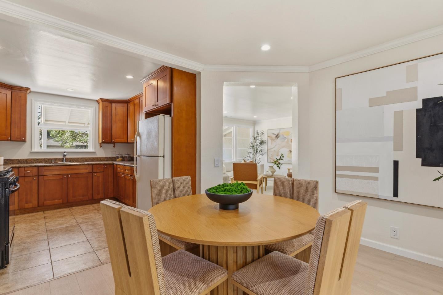 Detail Gallery Image 23 of 71 For 27 Yarnall Pl, Redwood City,  CA 94063 - 3 Beds | 1 Baths