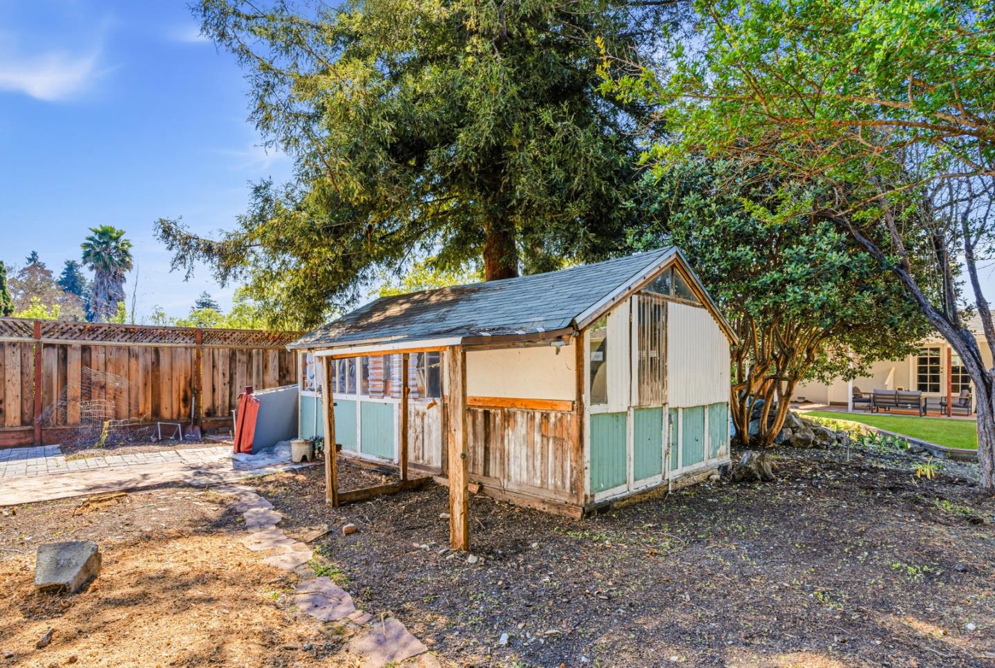 Detail Gallery Image 63 of 71 For 27 Yarnall Pl, Redwood City,  CA 94063 - 3 Beds | 1 Baths