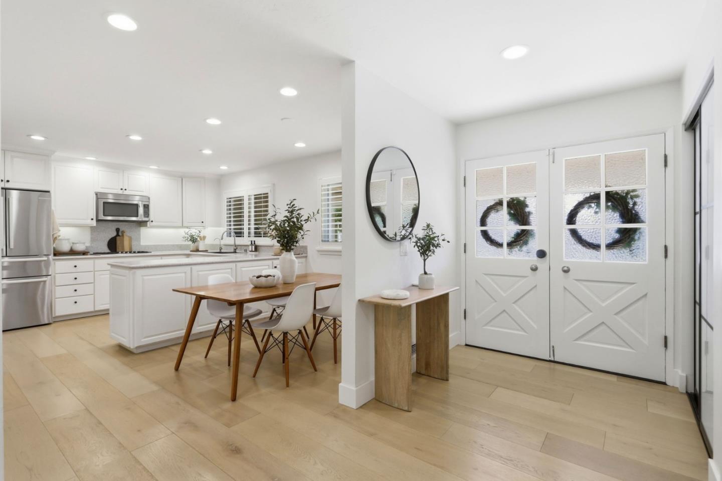 Detail Gallery Image 13 of 42 For 2260 Constitution Drive, San Jose,  CA 95124 - 5 Beds | 3 Baths