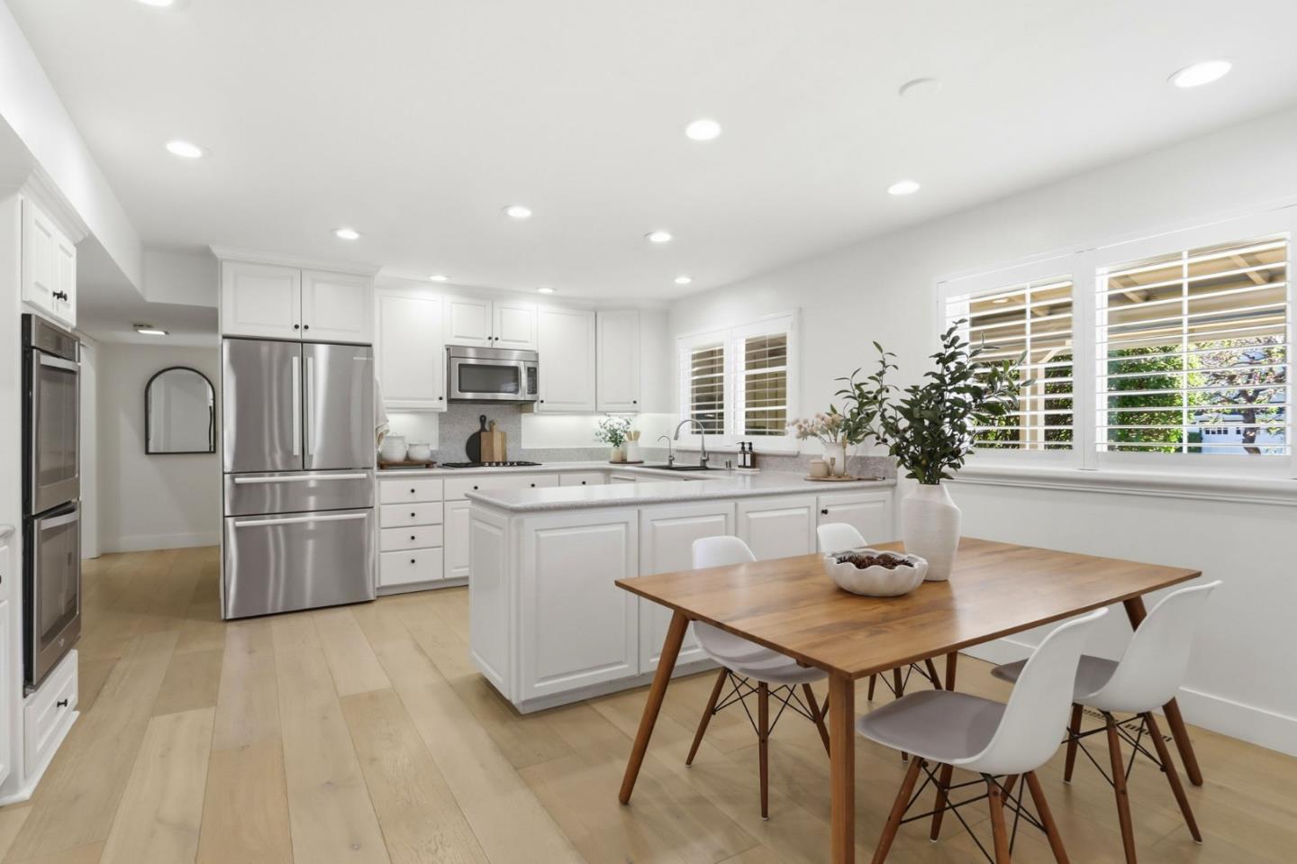 Detail Gallery Image 14 of 42 For 2260 Constitution Drive, San Jose,  CA 95124 - 5 Beds | 3 Baths