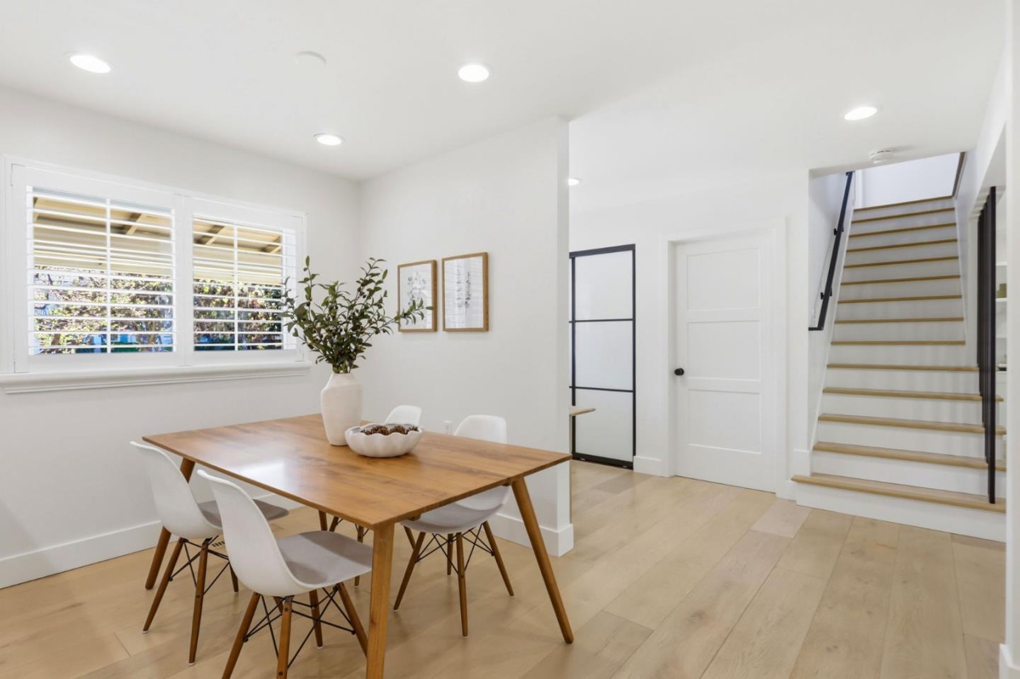 Detail Gallery Image 15 of 42 For 2260 Constitution Drive, San Jose,  CA 95124 - 5 Beds | 3 Baths