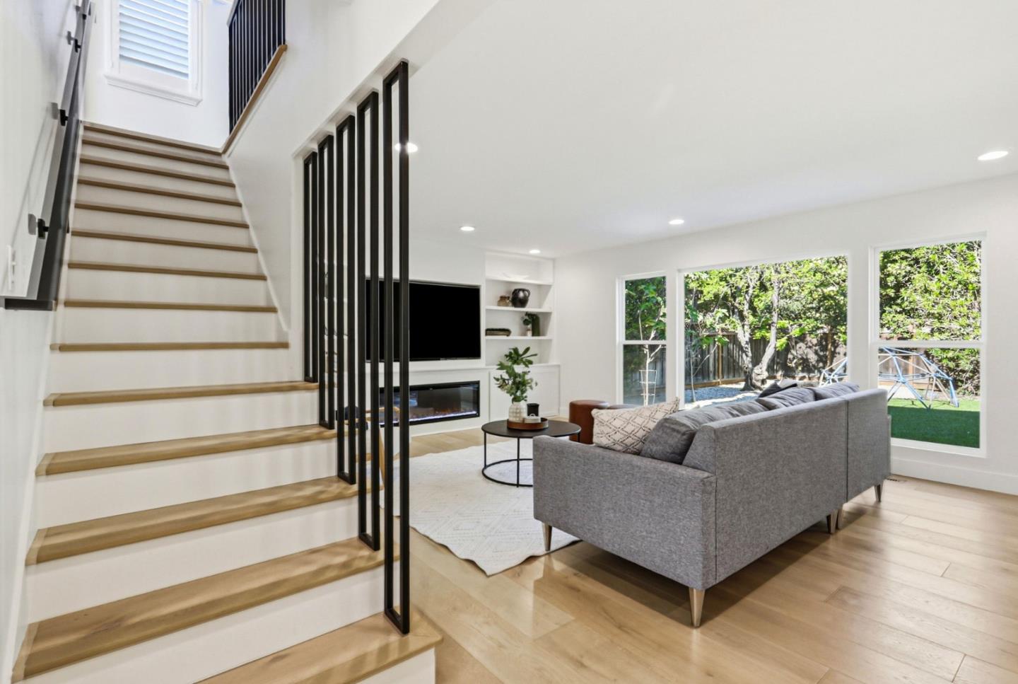 Detail Gallery Image 22 of 42 For 2260 Constitution Drive, San Jose,  CA 95124 - 5 Beds | 3 Baths