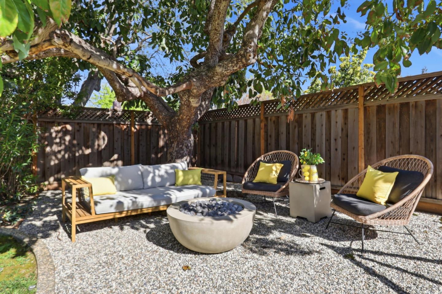 Detail Gallery Image 40 of 42 For 2260 Constitution Drive, San Jose,  CA 95124 - 5 Beds | 3 Baths