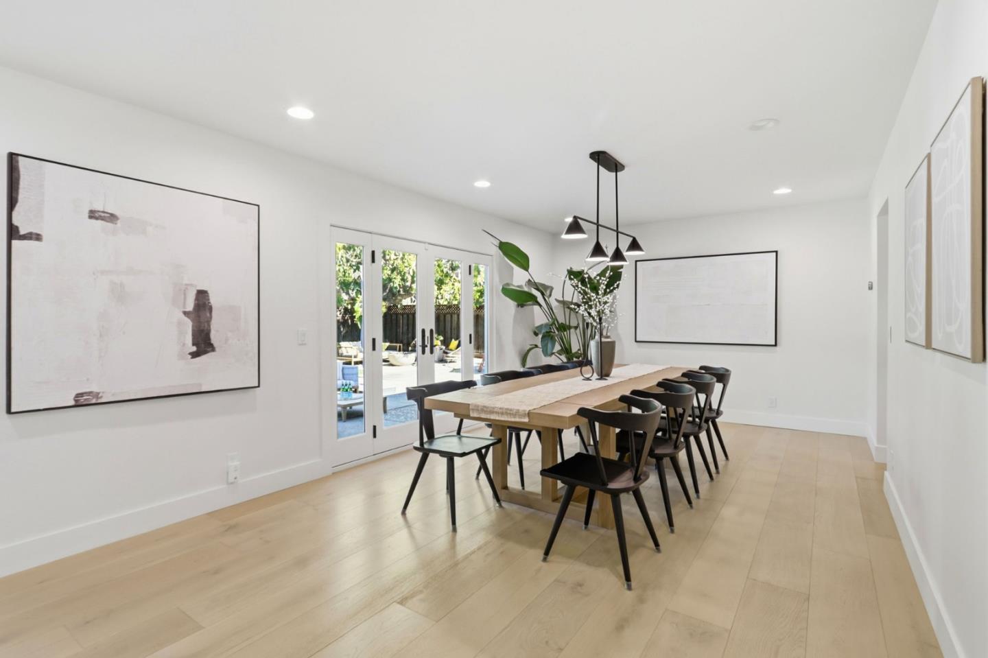 Detail Gallery Image 7 of 42 For 2260 Constitution Drive, San Jose,  CA 95124 - 5 Beds | 3 Baths