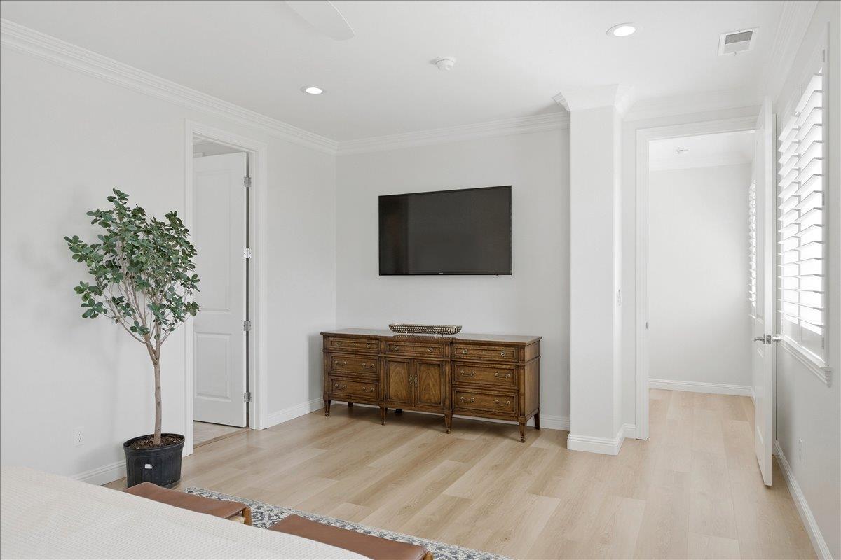 Detail Gallery Image 13 of 33 For 111 George Ct, Campbell,  CA 95008 - 4 Beds | 2/1 Baths