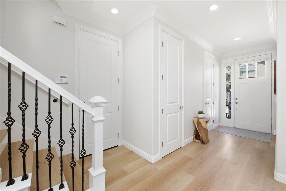 Detail Gallery Image 3 of 33 For 111 George Ct, Campbell,  CA 95008 - 4 Beds | 2/1 Baths