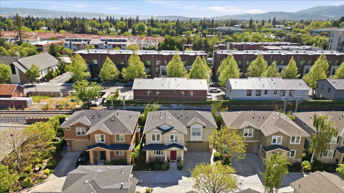 Detail Gallery Image 30 of 33 For 111 George Ct, Campbell,  CA 95008 - 4 Beds | 2/1 Baths