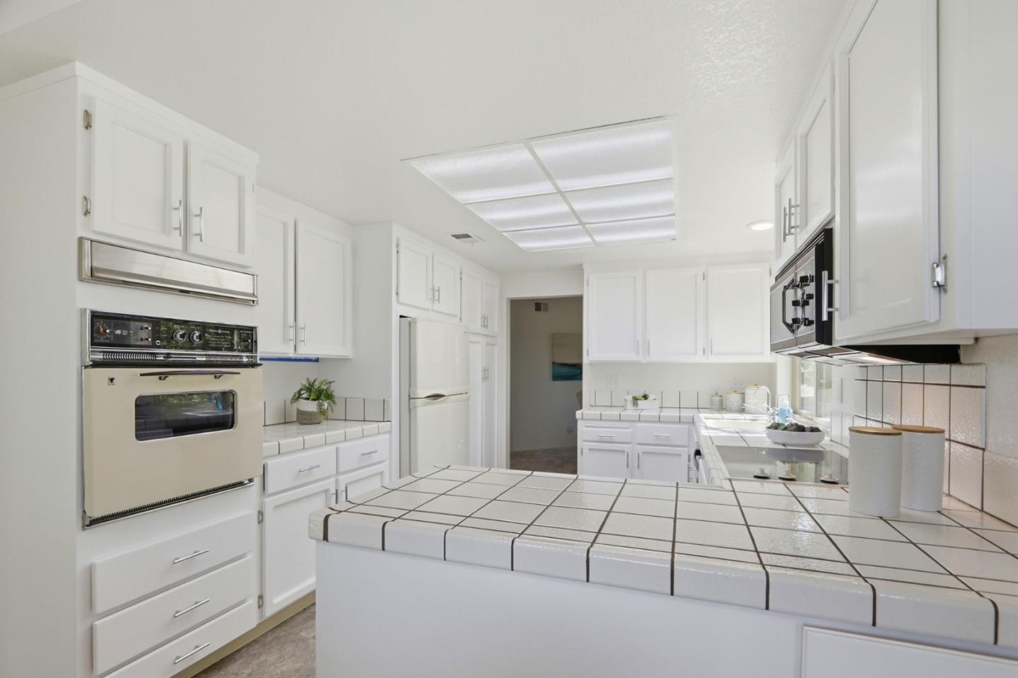 Photo #18: ML82039937 Listing: Photo #18