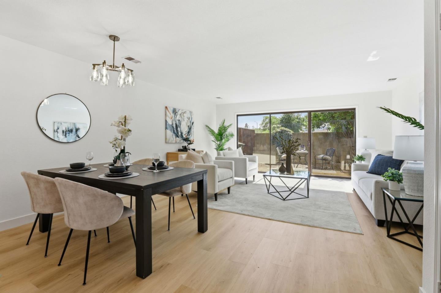 Detail Gallery Image 18 of 38 For 17101 Creekside Cir, Morgan Hill,  CA 95037 - 2 Beds | 2/1 Baths