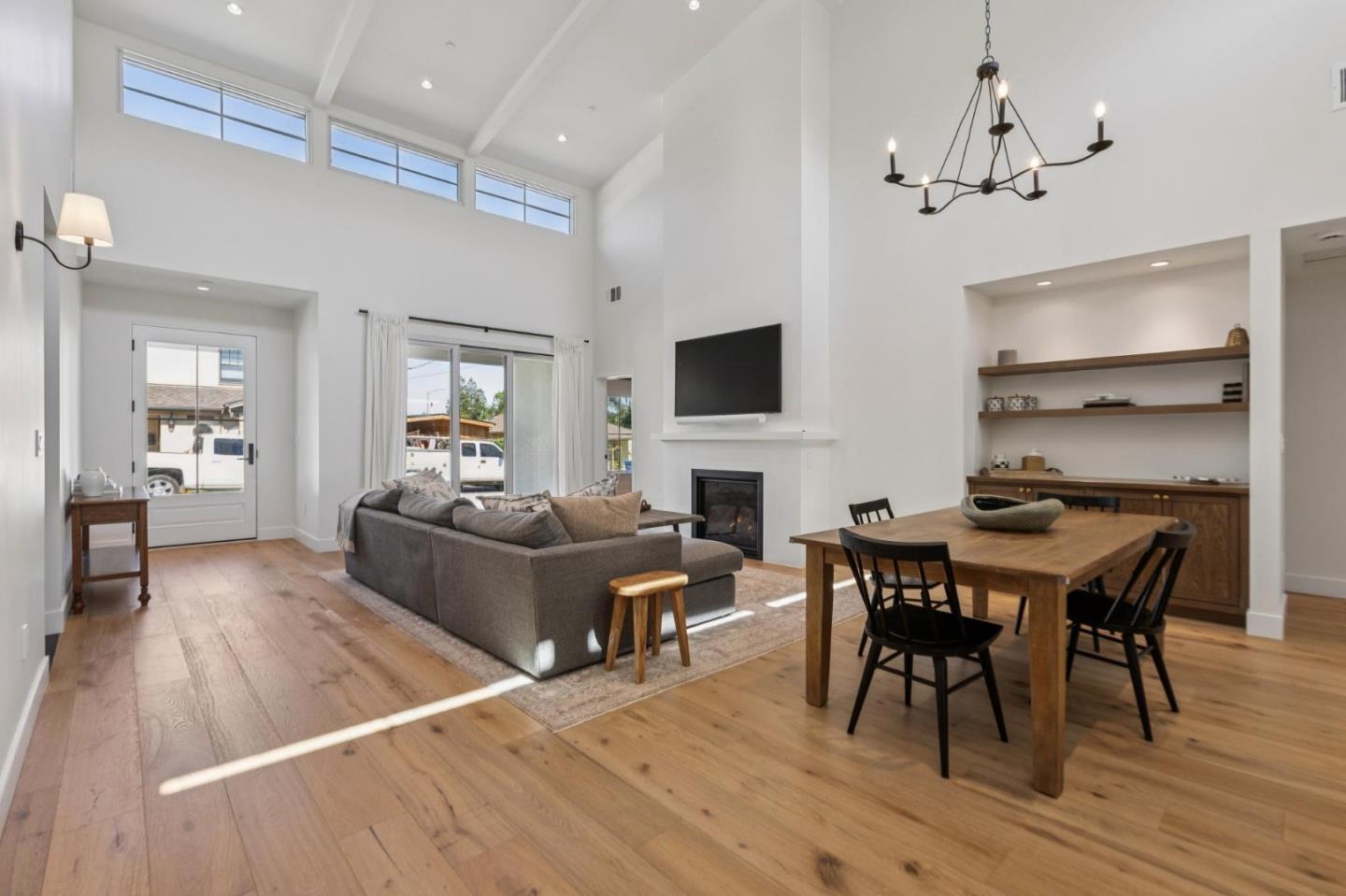 Detail Gallery Image 13 of 51 For 2 Augusta Ct, Los Gatos,  CA 95030 - 4 Beds | 3 Baths