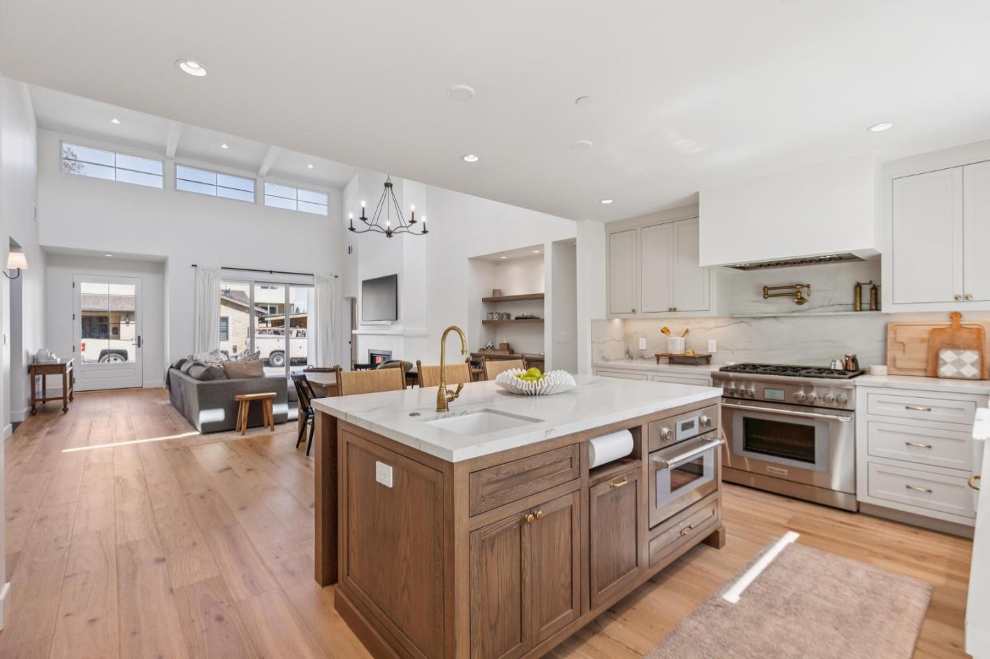 Detail Gallery Image 23 of 51 For 2 Augusta Ct, Los Gatos,  CA 95030 - 4 Beds | 3 Baths