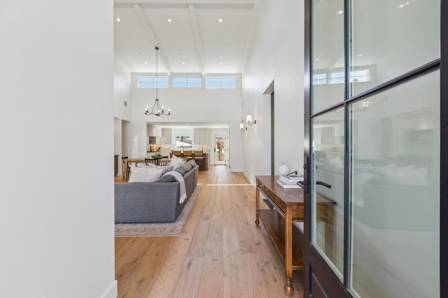 Detail Gallery Image 6 of 51 For 2 Augusta Ct, Los Gatos,  CA 95030 - 4 Beds | 3 Baths