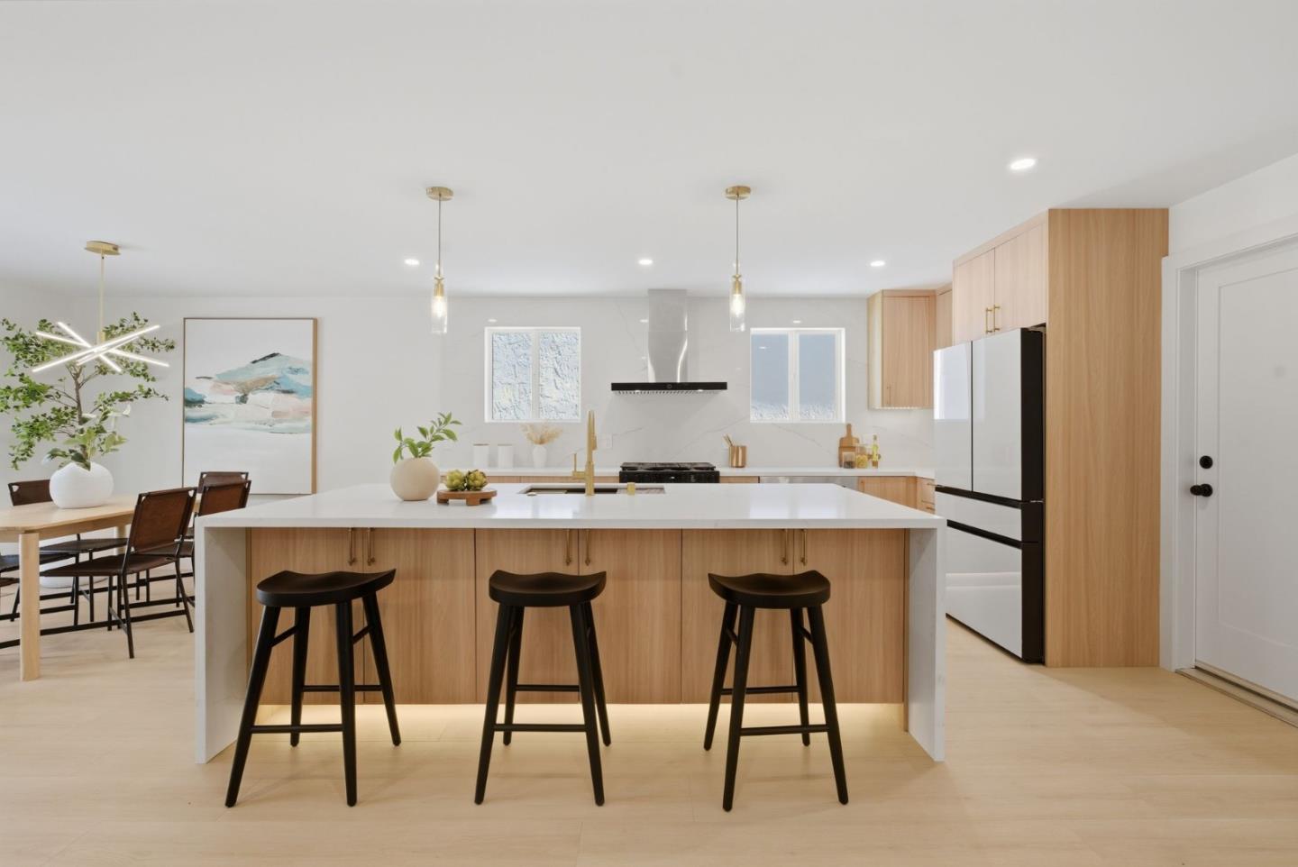 Detail Gallery Image 10 of 62 For 276 Dennis Dr, Daly City,  CA 94015 - 4 Beds | 2/1 Baths