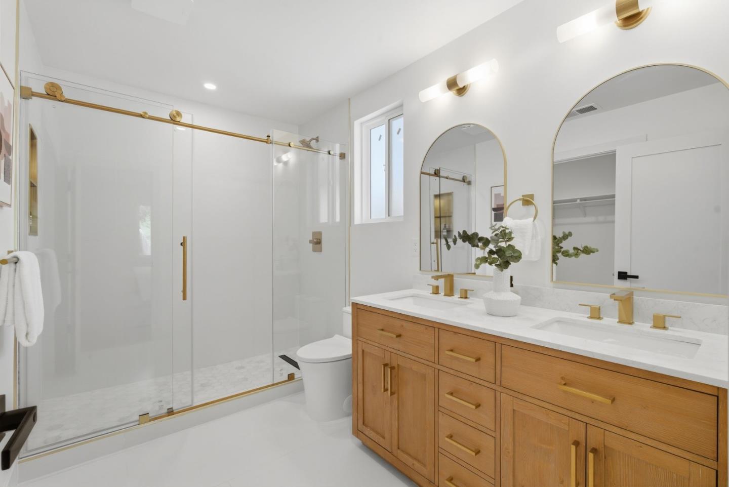 Detail Gallery Image 23 of 62 For 276 Dennis Dr, Daly City,  CA 94015 - 4 Beds | 2/1 Baths