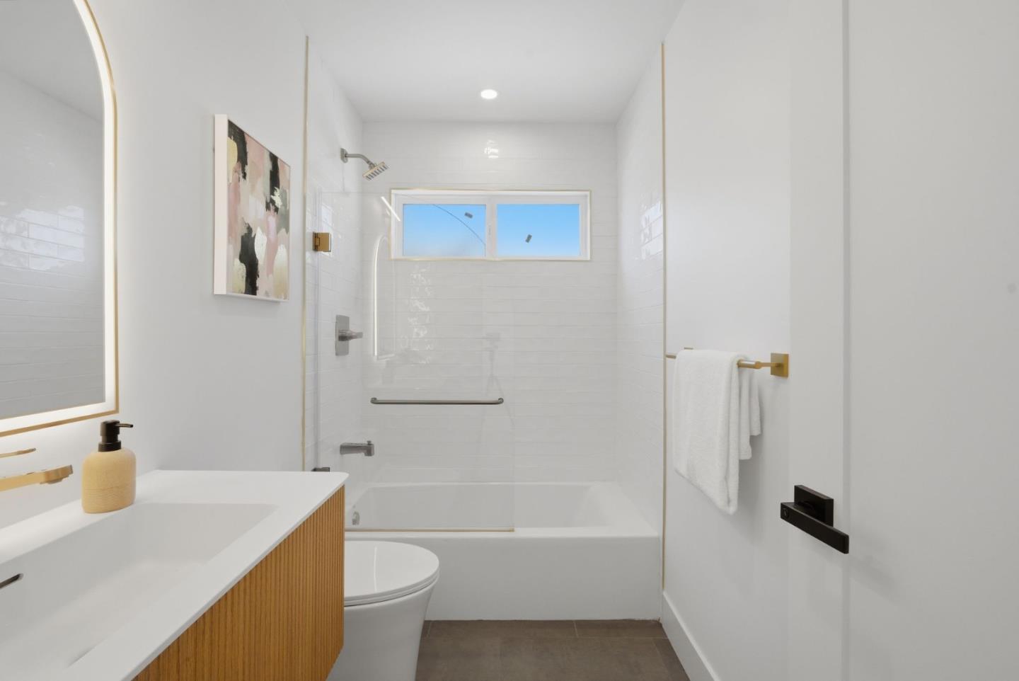 Detail Gallery Image 25 of 62 For 276 Dennis Dr, Daly City,  CA 94015 - 4 Beds | 2/1 Baths