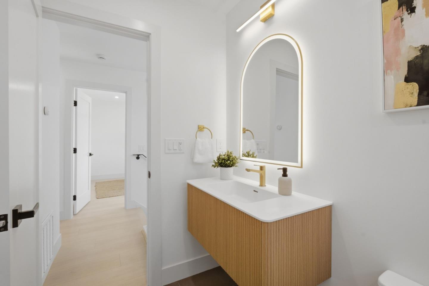 Detail Gallery Image 26 of 62 For 276 Dennis Dr, Daly City,  CA 94015 - 4 Beds | 2/1 Baths