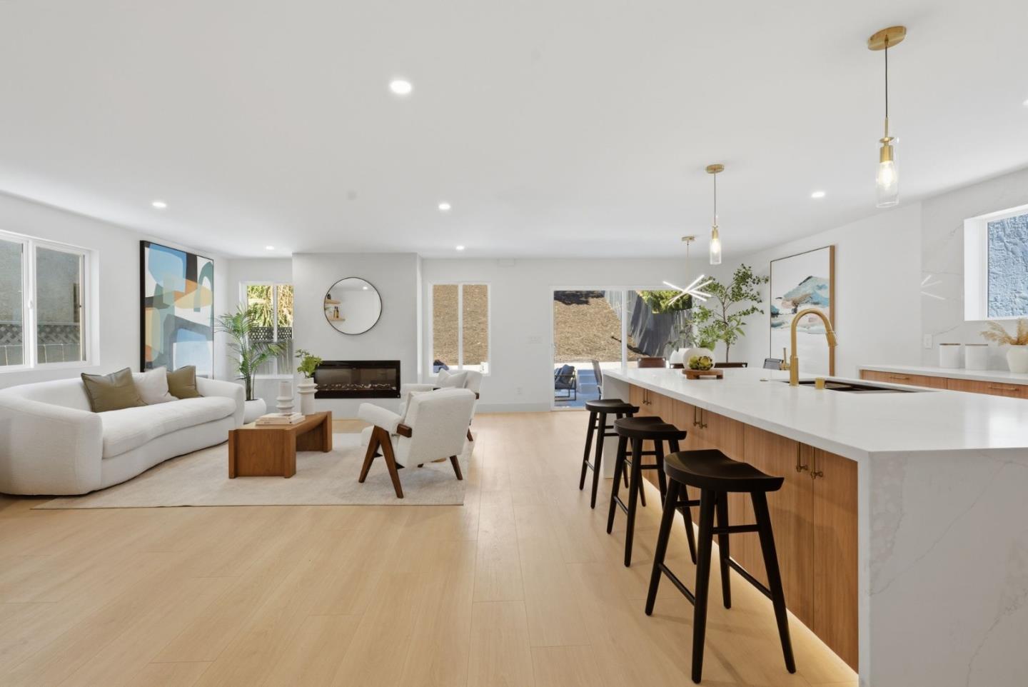 Detail Gallery Image 3 of 62 For 276 Dennis Dr, Daly City,  CA 94015 - 4 Beds | 2/1 Baths