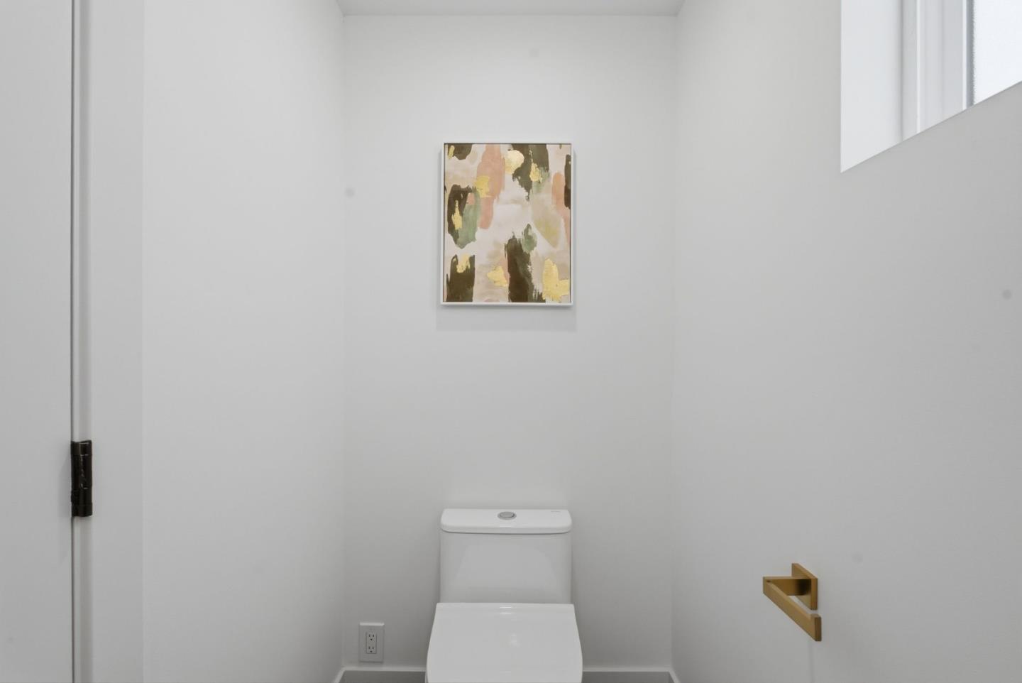 Detail Gallery Image 31 of 62 For 276 Dennis Dr, Daly City,  CA 94015 - 4 Beds | 2/1 Baths