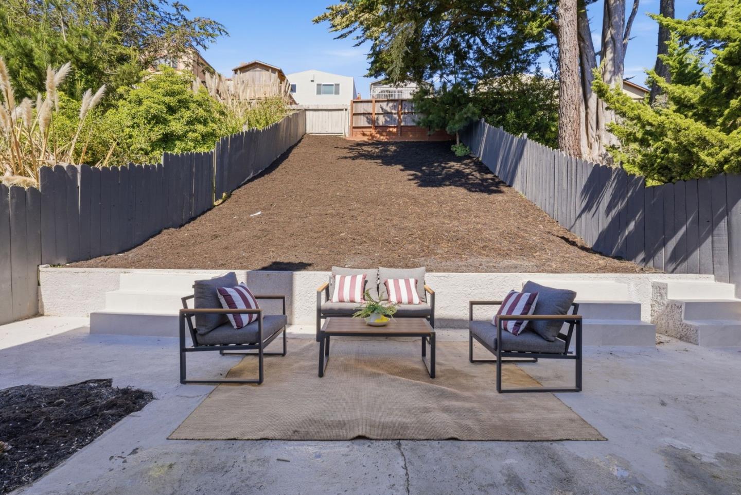 Detail Gallery Image 36 of 62 For 276 Dennis Dr, Daly City,  CA 94015 - 4 Beds | 2/1 Baths