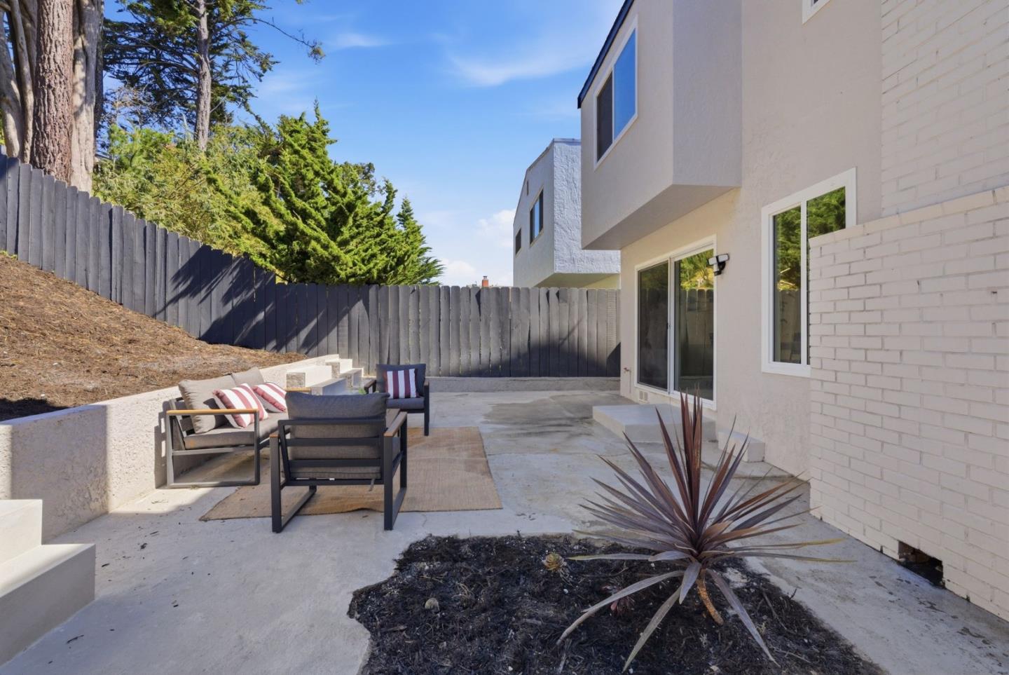 Detail Gallery Image 37 of 62 For 276 Dennis Dr, Daly City,  CA 94015 - 4 Beds | 2/1 Baths