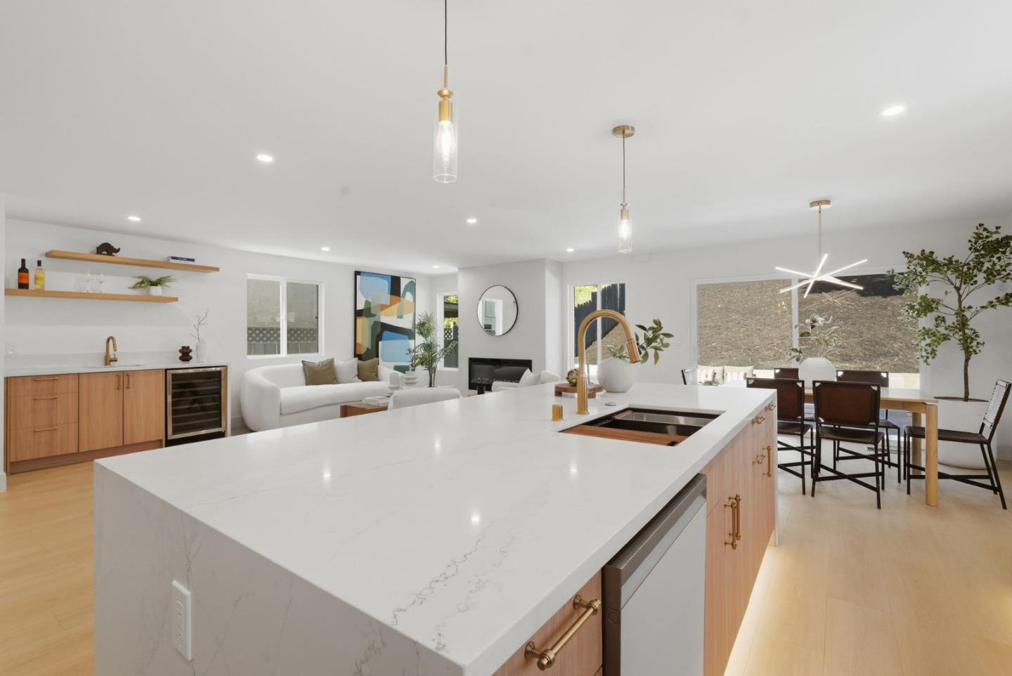 Detail Gallery Image 9 of 62 For 276 Dennis Dr, Daly City,  CA 94015 - 4 Beds | 2/1 Baths