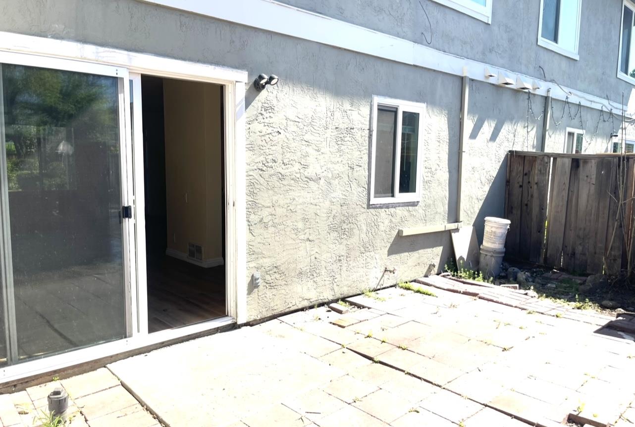 Detail Gallery Image 15 of 16 For 1363 Mcquesten Dr #C,  San Jose,  CA 95122 - 3 Beds | 1/1 Baths