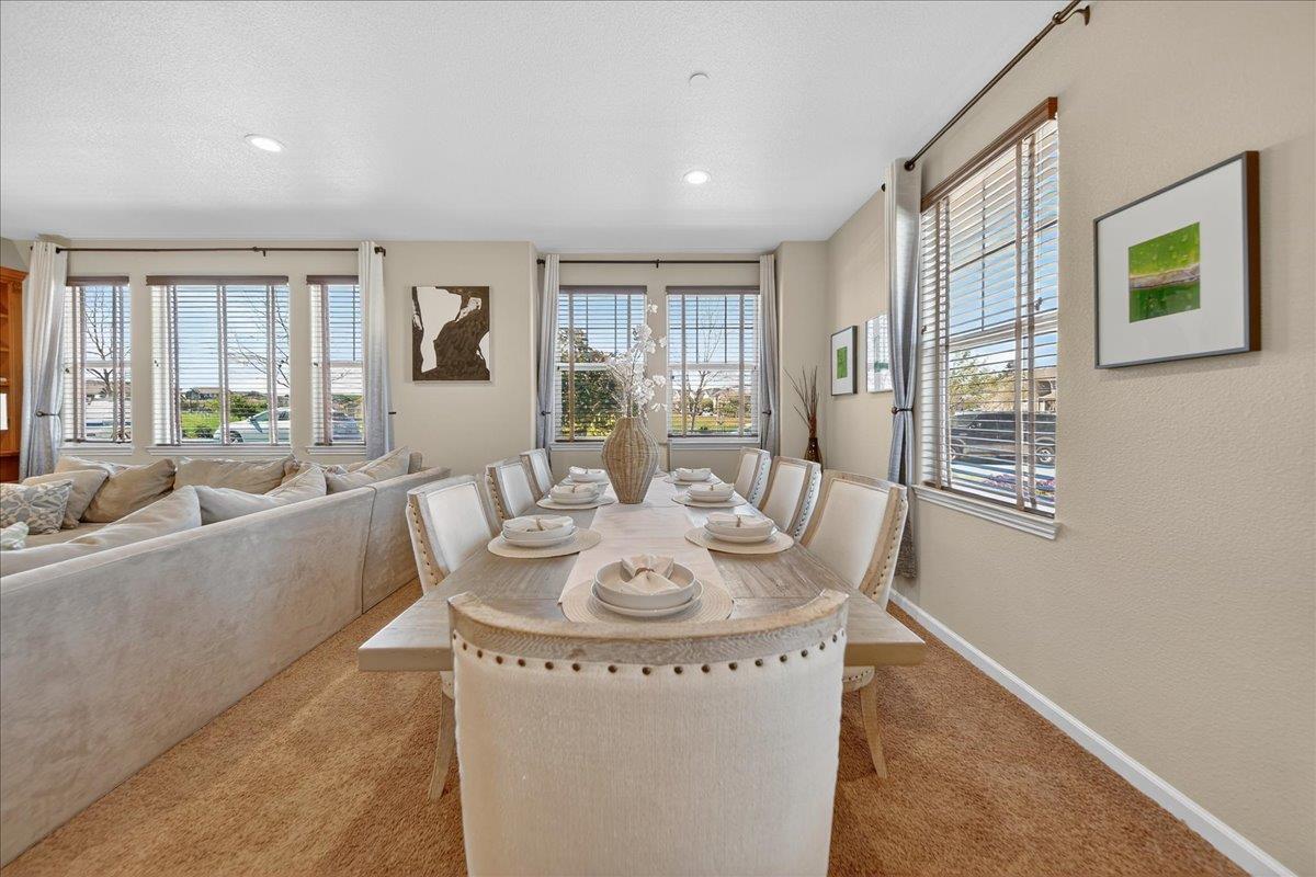 Detail Gallery Image 10 of 43 For 17603 Reynolds St, Marina,  CA 93933 - 3 Beds | 2/1 Baths