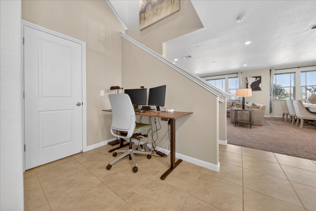 Detail Gallery Image 19 of 43 For 17603 Reynolds St, Marina,  CA 93933 - 3 Beds | 2/1 Baths