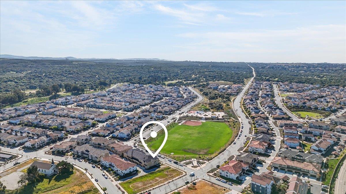 Detail Gallery Image 3 of 43 For 17603 Reynolds St, Marina,  CA 93933 - 3 Beds | 2/1 Baths