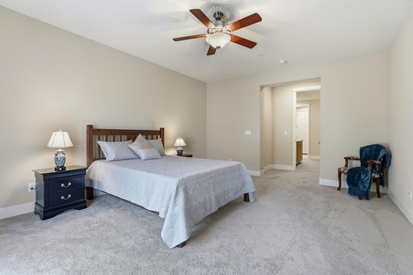 Detail Gallery Image 18 of 41 For 1575 Sunflower Dr, Hollister,  CA 95023 - 4 Beds | 2 Baths