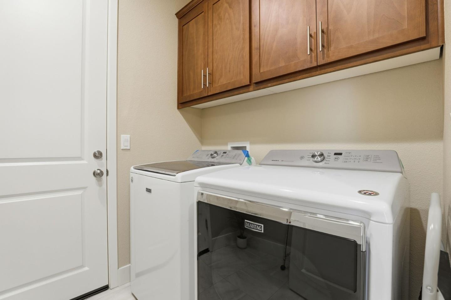 Detail Gallery Image 36 of 41 For 1575 Sunflower Dr, Hollister,  CA 95023 - 4 Beds | 2 Baths