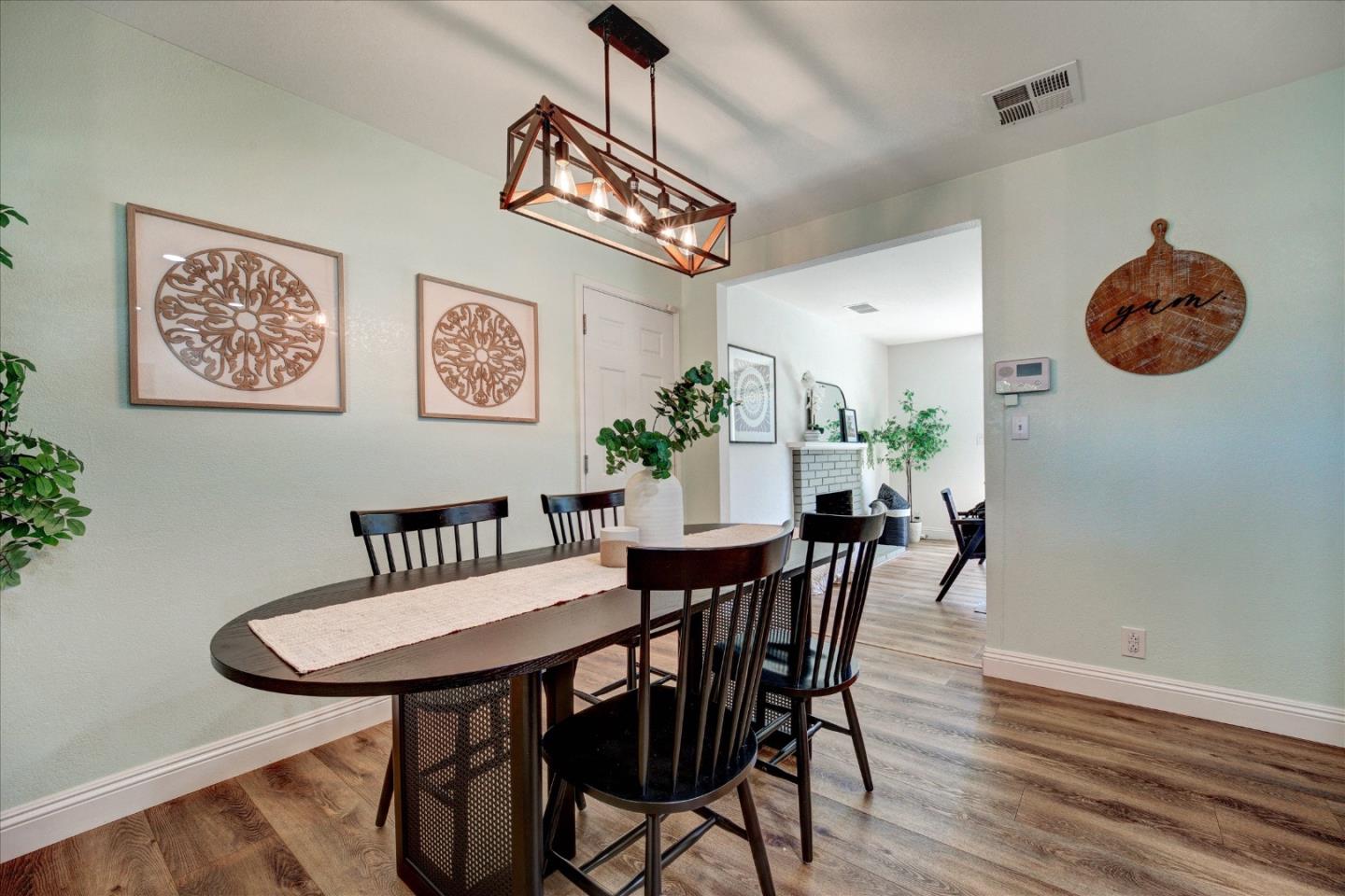 Detail Gallery Image 12 of 36 For 1650 Matheson Rd, Concord,  CA 94521 - 3 Beds | 2 Baths