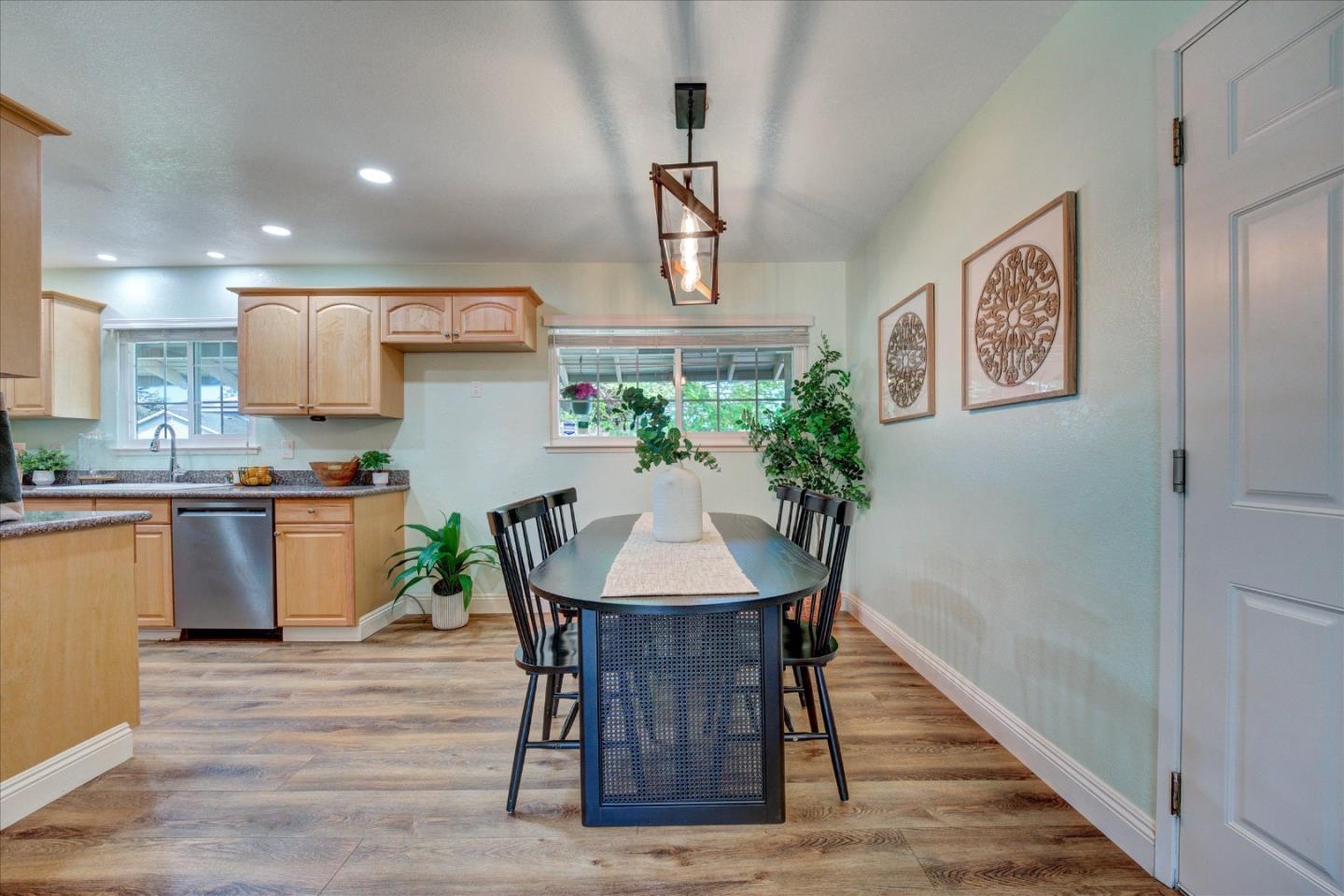 Detail Gallery Image 17 of 36 For 1650 Matheson Rd, Concord,  CA 94521 - 3 Beds | 2 Baths