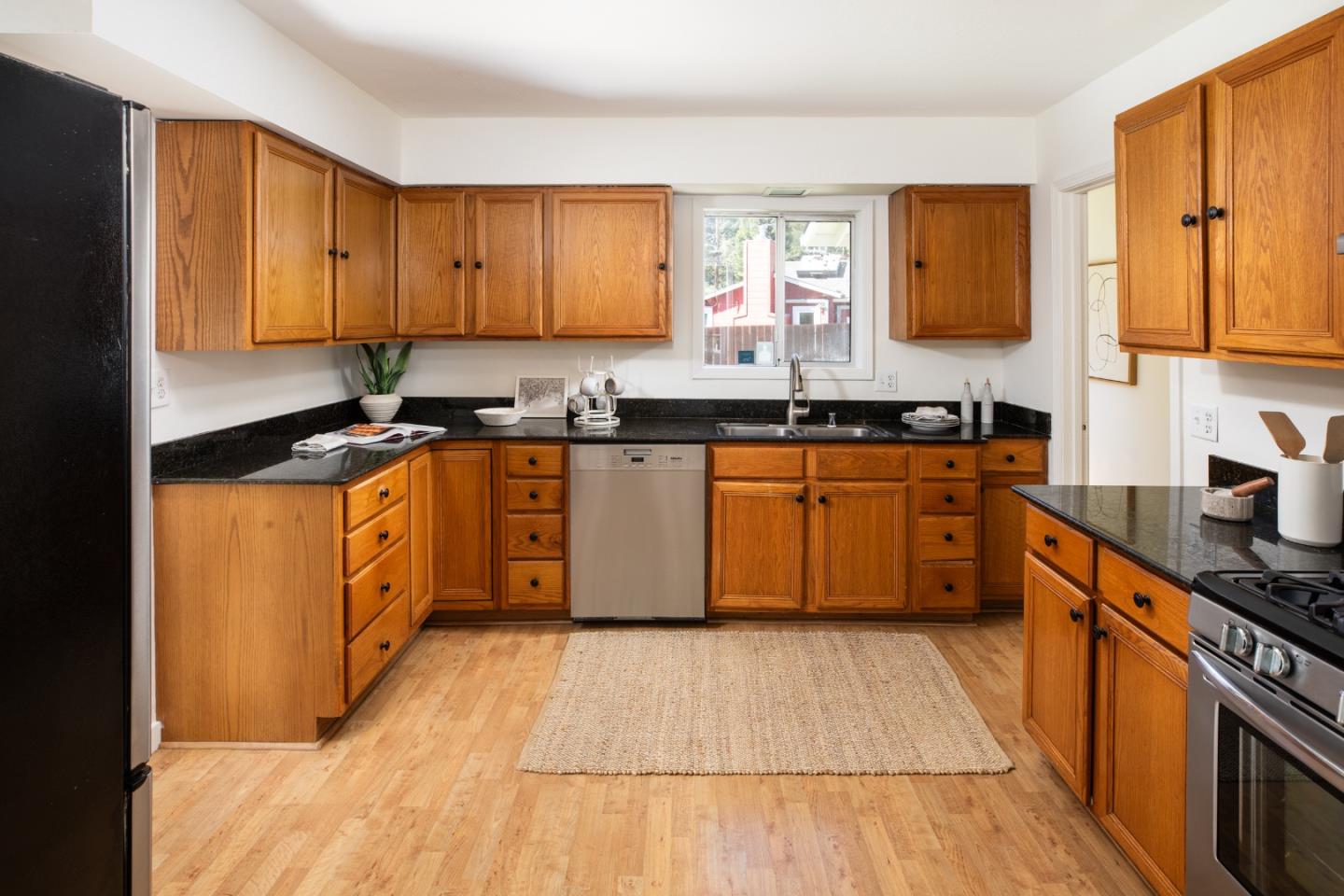 Detail Gallery Image 16 of 44 For 8215 Glen Arbor Rd, Ben Lomond,  CA 95005 - 3 Beds | 2 Baths