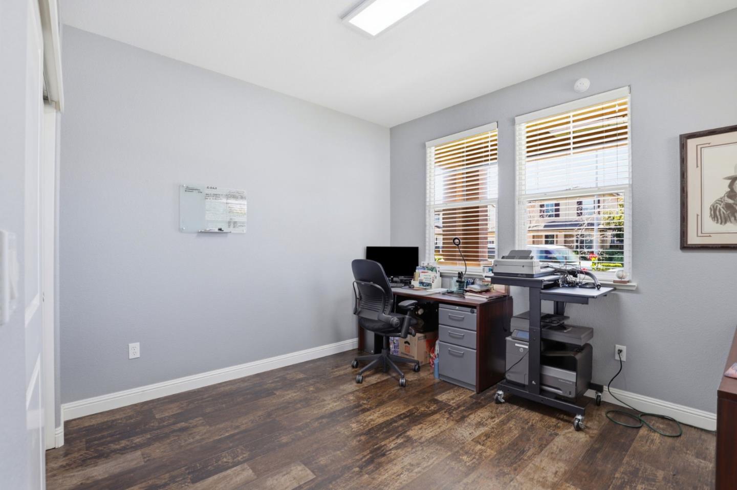 Detail Gallery Image 14 of 35 For 9554 Rodeo Dr, Gilroy,  CA 95020 - 5 Beds | 3 Baths