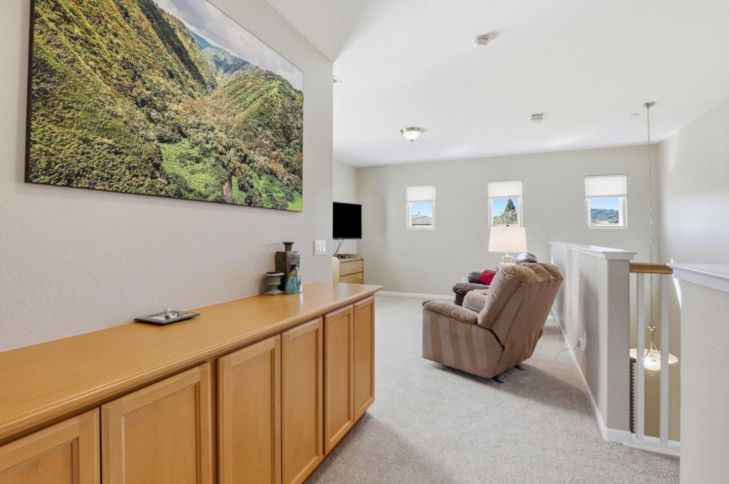 Detail Gallery Image 15 of 35 For 9554 Rodeo Dr, Gilroy,  CA 95020 - 5 Beds | 3 Baths