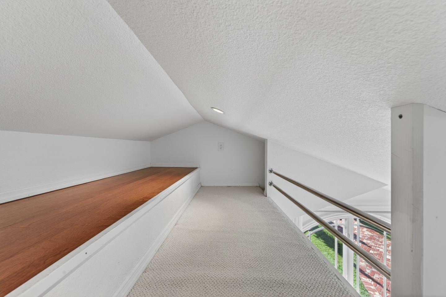 Detail Gallery Image 14 of 97 For 1487 Fallen Leaf Ln, Los Altos,  CA 94024 - 5 Beds | 4 Baths