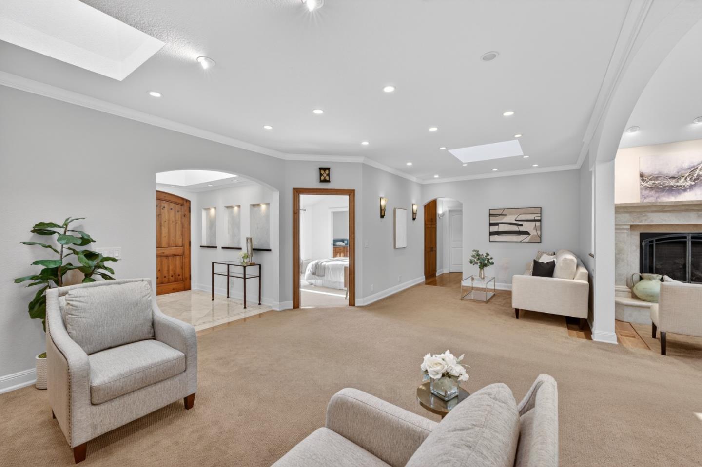 Detail Gallery Image 35 of 97 For 1487 Fallen Leaf Ln, Los Altos,  CA 94024 - 5 Beds | 4 Baths