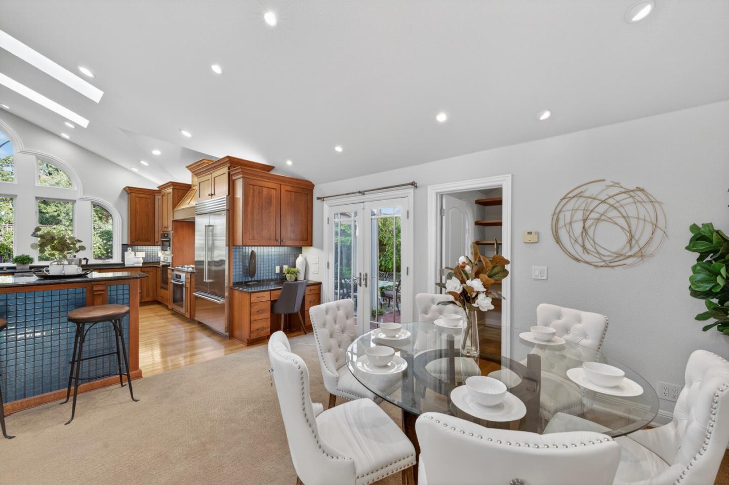 Detail Gallery Image 49 of 97 For 1487 Fallen Leaf Ln, Los Altos,  CA 94024 - 5 Beds | 4 Baths